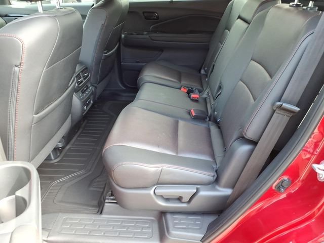 Used 2024 Honda Passport Black Edition image 19
