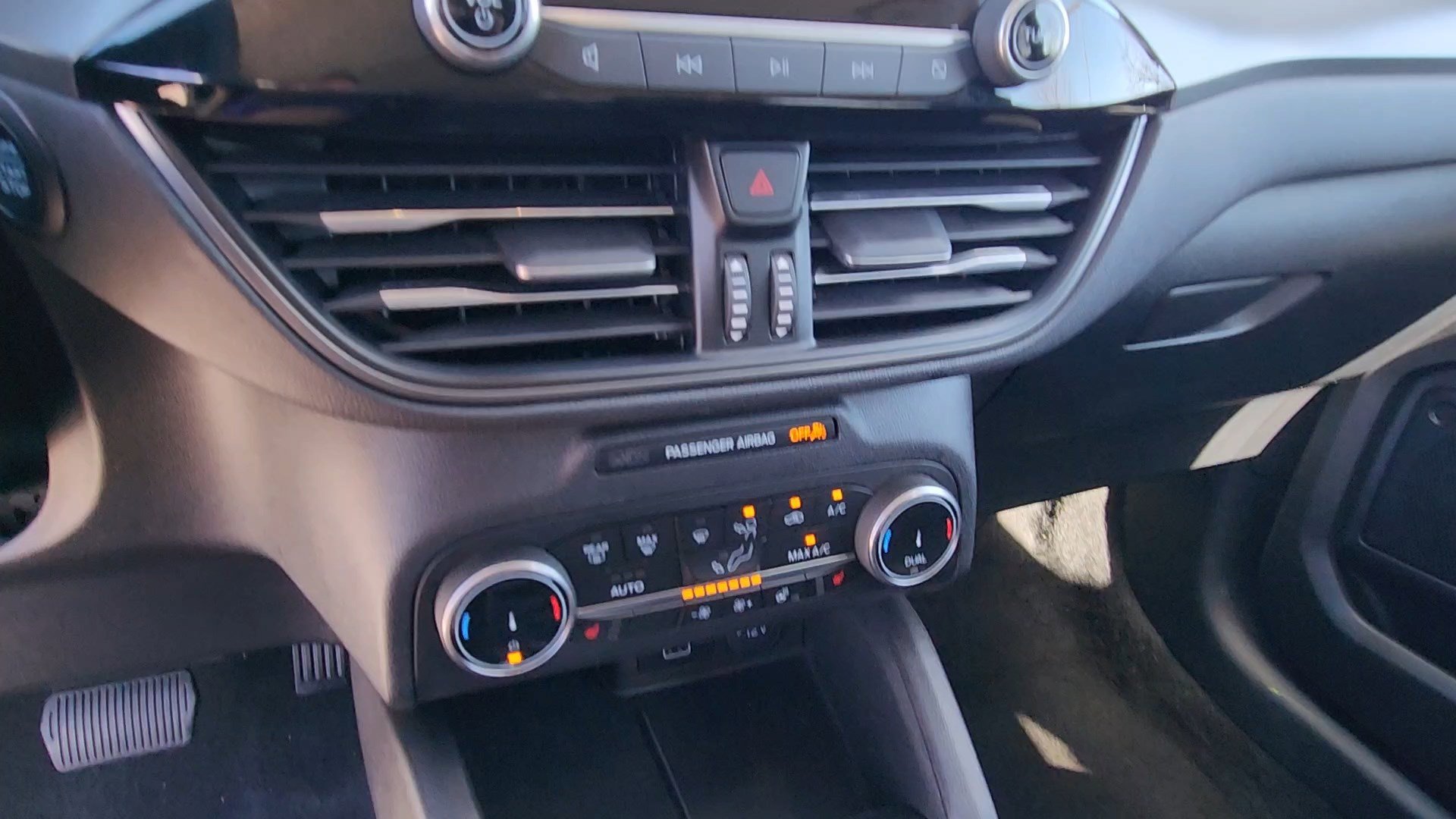 Certified 2024 Ford Escape Active image 36