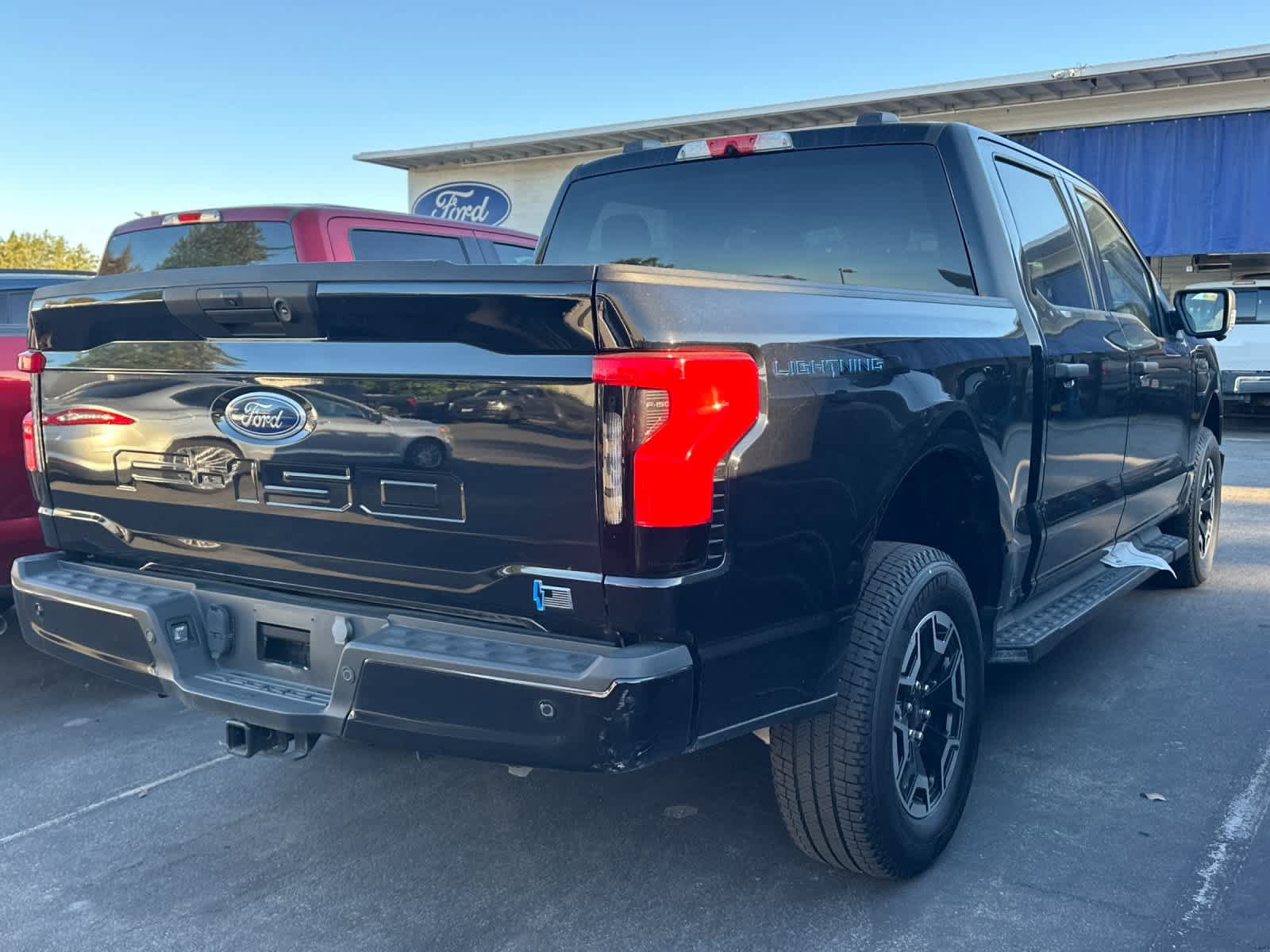 Certified 2023 Ford F150 Lightning XLT AWD/4WD image 4
