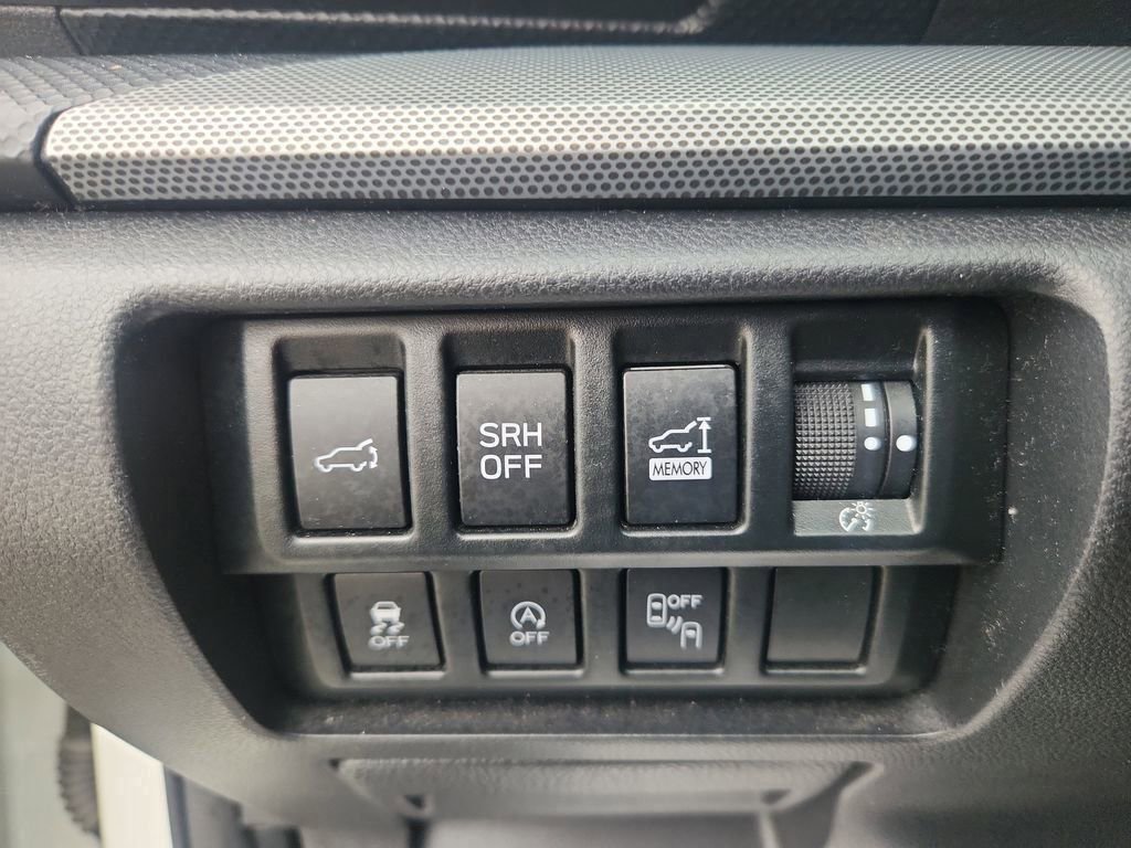 Used 2019 Subaru Forester Limited image 29