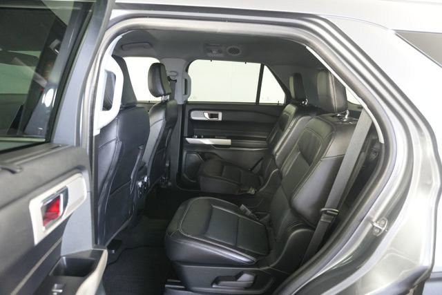 Certified 2021 Ford Explorer Limited w/ Equipment Group 301A AWD/4WD image 24