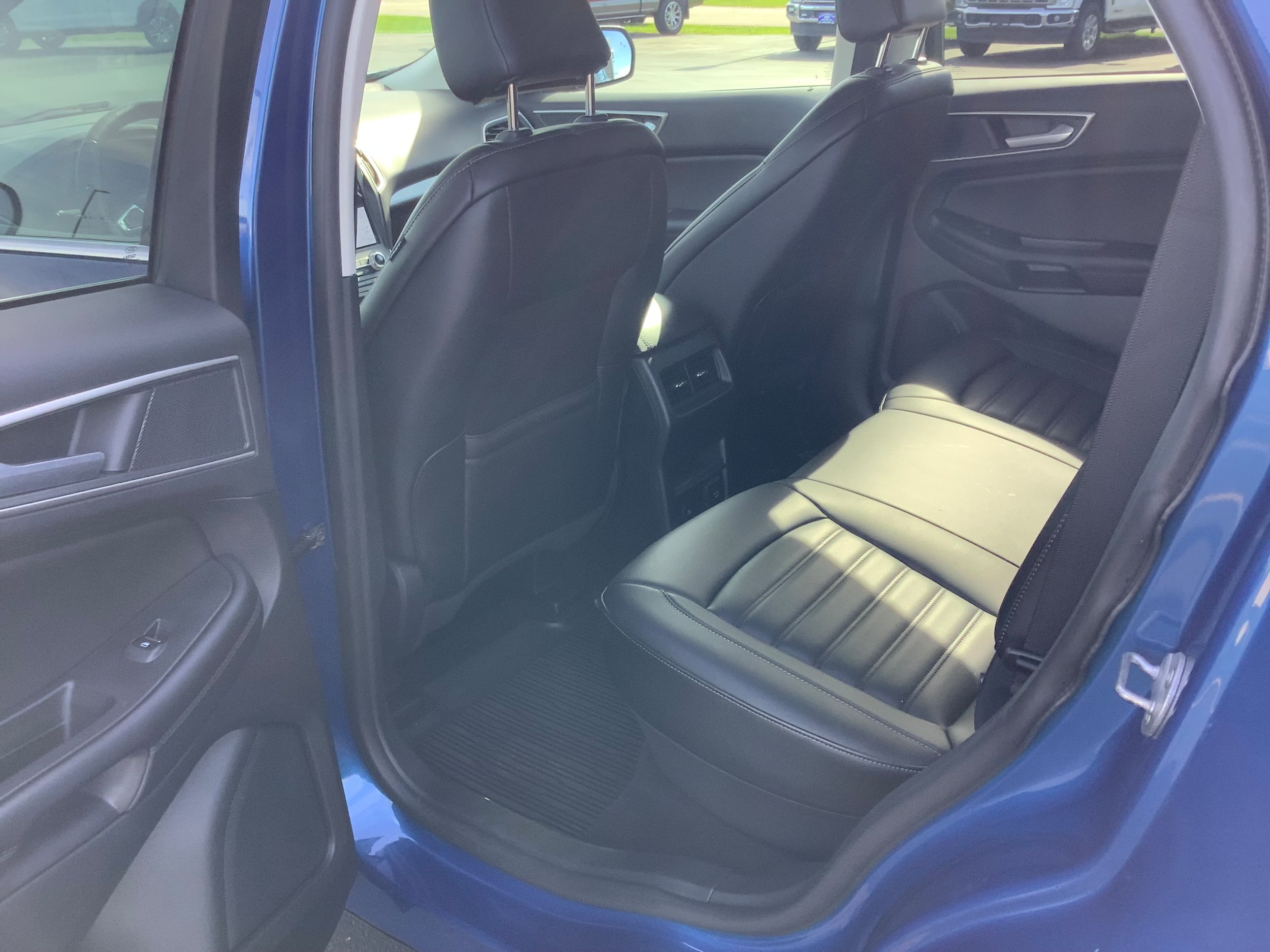 Certified 2024 Ford Edge SEL AWD/4WD image 12