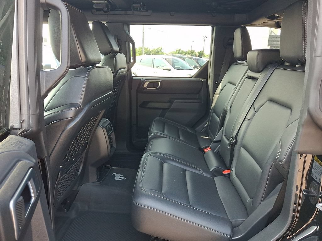Certified 2025 Ford Bronco Badlands w/ Sasquatch Package AWD/4WD image 10
