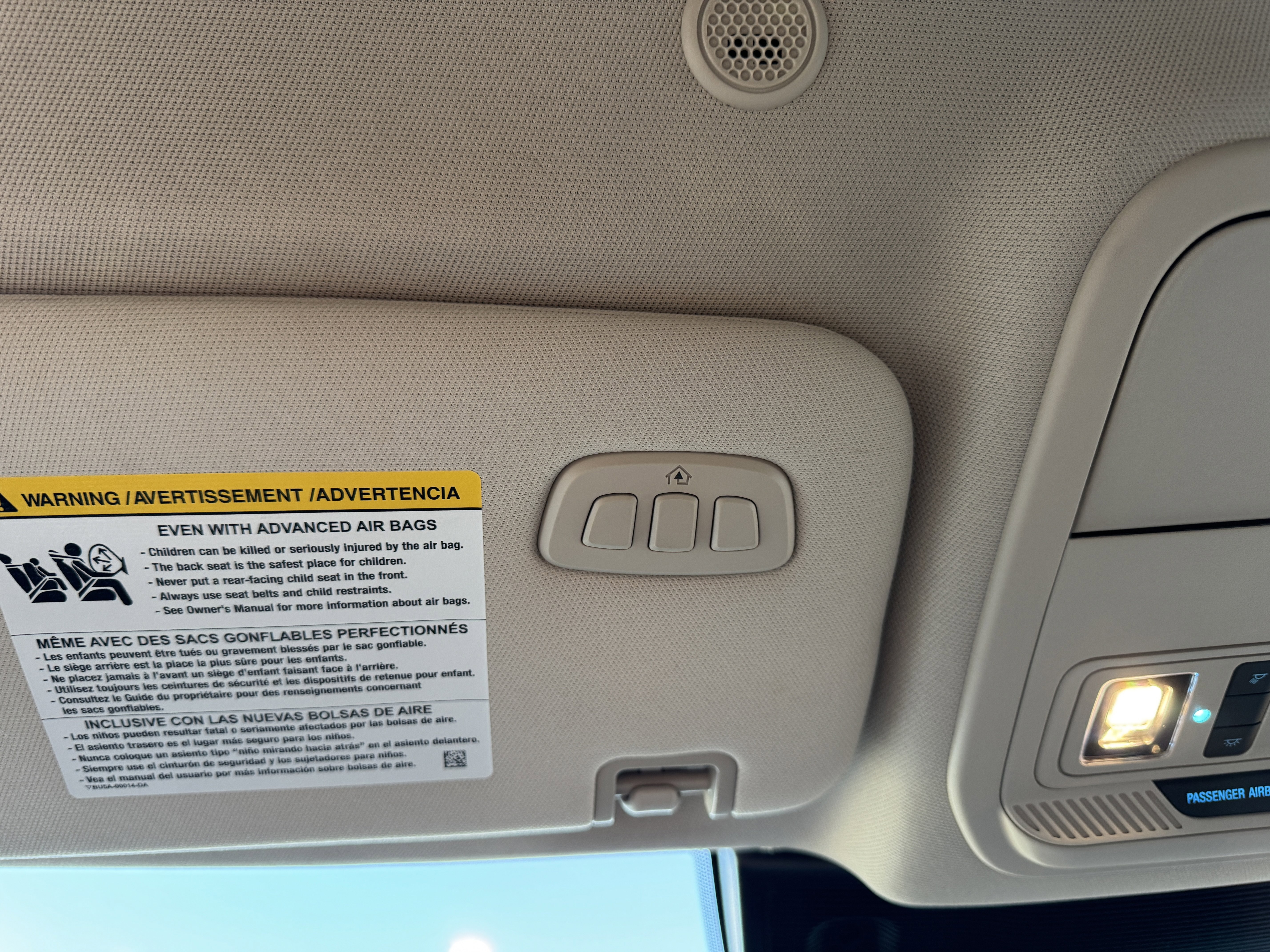 Certified 2022 Ford Explorer Platinum w/ Equipment Group 601A image 19