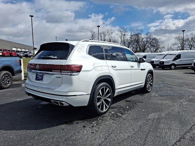 Used 2024 Volkswagen Atlas SEL Premium R-Line image 4