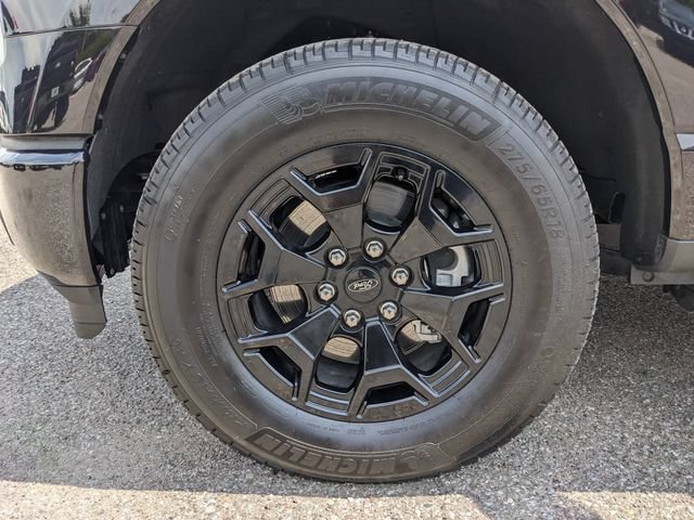Certified 2025 Ford F150 Lightning XLT AWD/4WD image 10