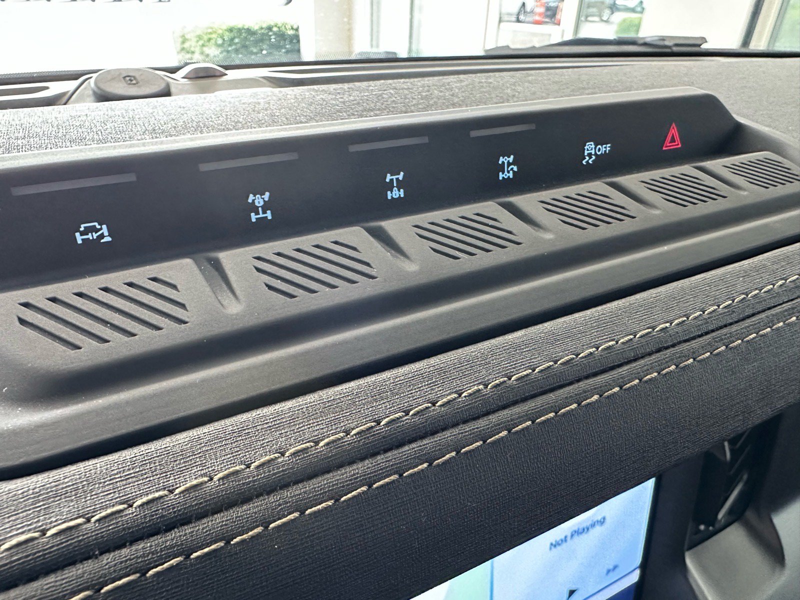 Certified 2025 Ford Bronco Badlands AWD/4WD image 39