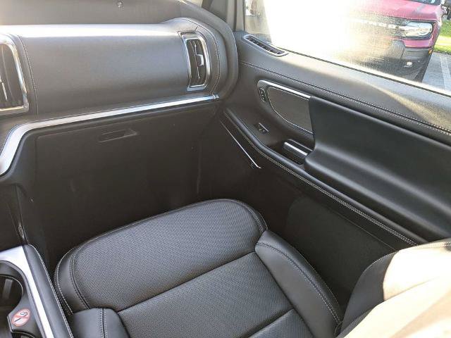 Certified 2025 Ford Expedition Max Platinum AWD/4WD image 19