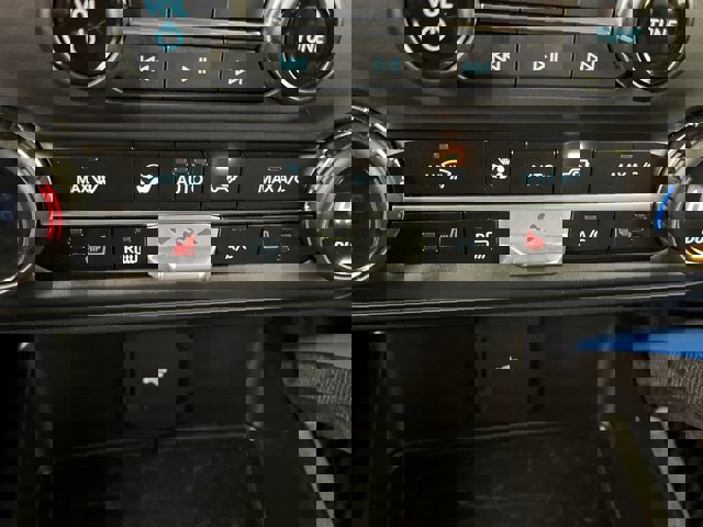 Certified 2023 Ford Bronco Black Diamond image 28