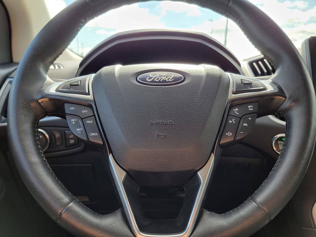Certified 2024 Ford Edge SEL w/ Convenience Package AWD/4WD image 12