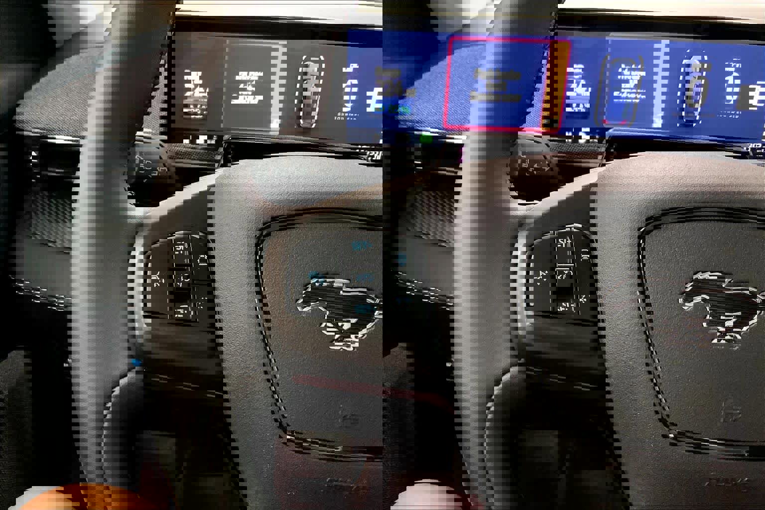 Certified 2022 Ford Mustang Mach-E Premium image 18