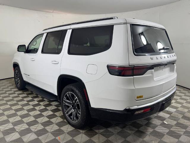Used 2024 Jeep Wagoneer Series II w/ Flexible Seating Group RWD image 6
