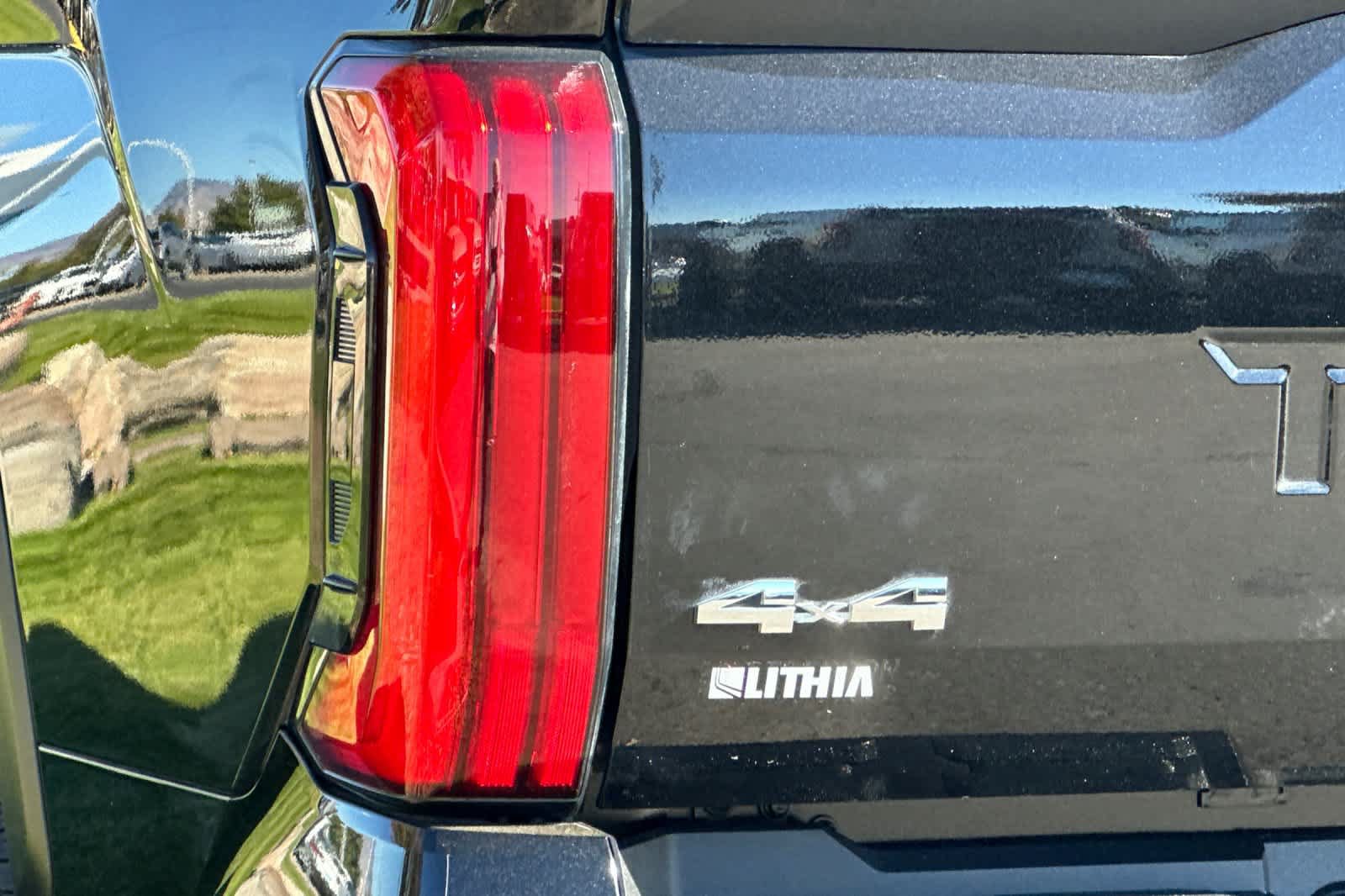 Used 2024 Toyota Tundra SR5 w/ SR5 Premium Package AWD/4WD image 26