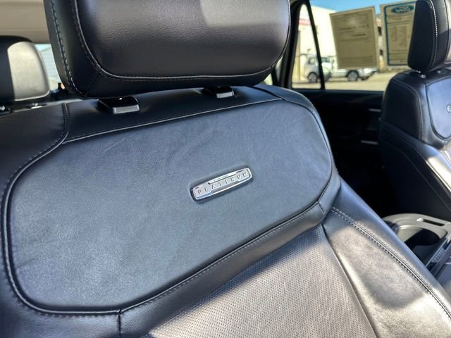 Certified 2025 Ford Expedition Platinum image 18