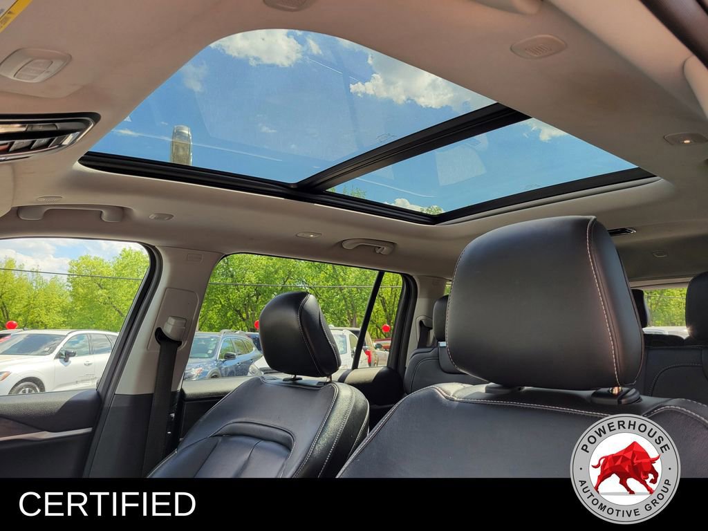 Used 2023 Jeep Grand Cherokee L Limited AWD/4WD image 19