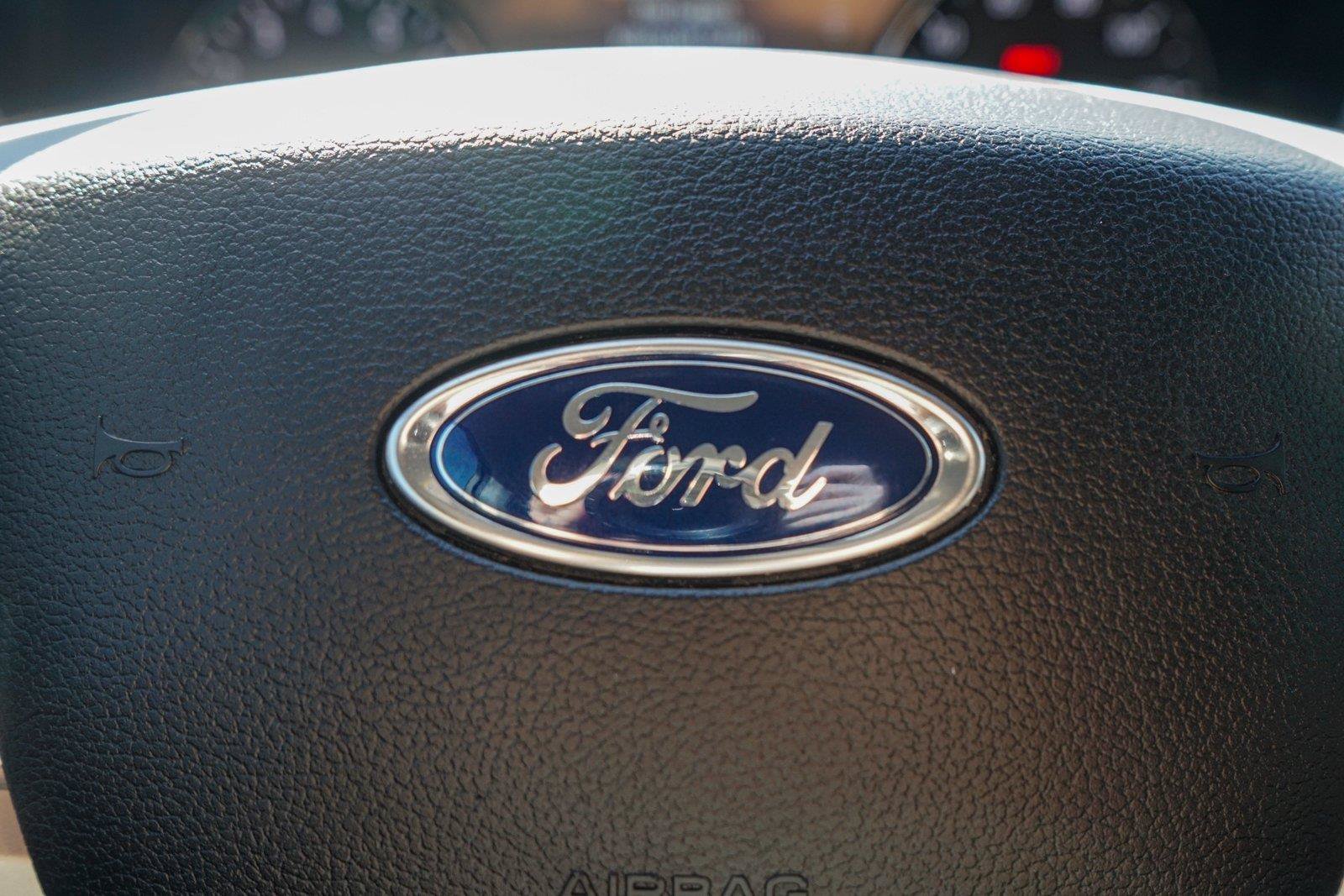 Certified 2021 Ford Explorer Limited AWD/4WD image 14
