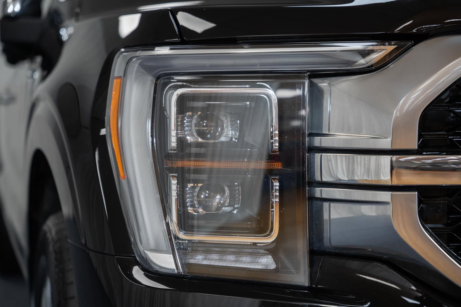 Certified 2023 Ford F150 Platinum image 9