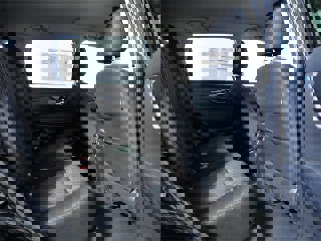 Used 2019 Nissan Rogue SV image 12