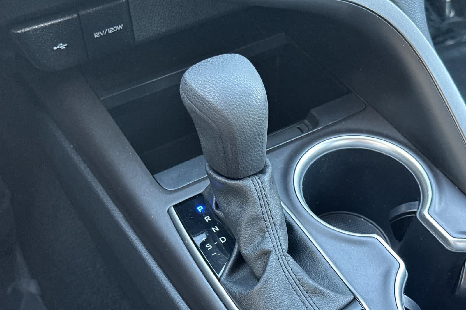 Used 2024 Toyota Camry LE FWD image 21