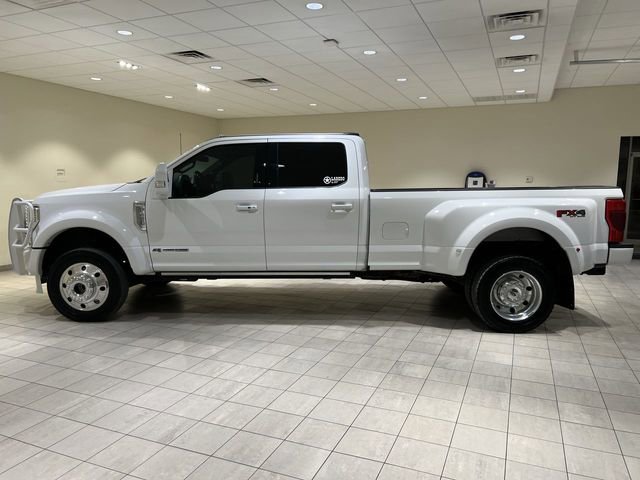 Certified 2022 Ford F450 Lariat w/ Lariat Ultimate Package AWD/4WD image 2