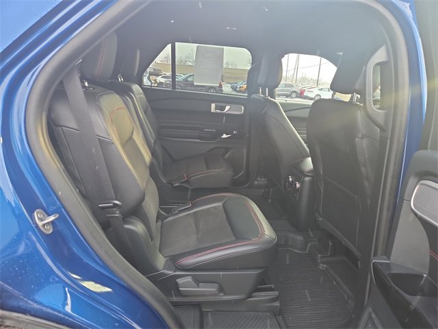 Certified 2023 Ford Explorer ST-Line image 12