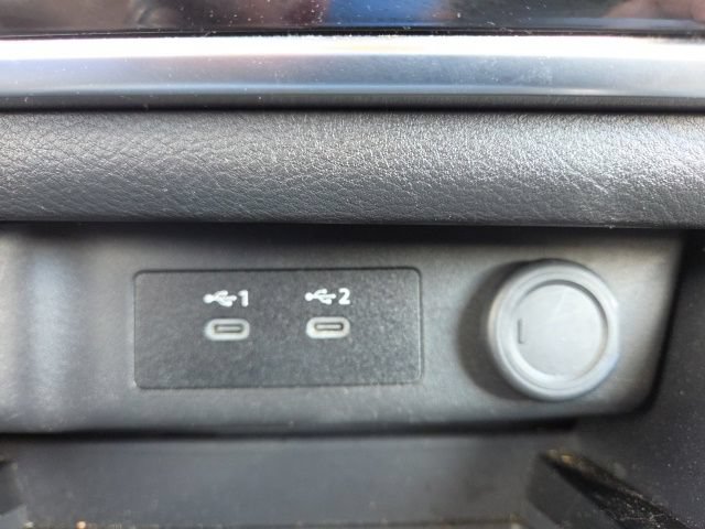 Used 2024 Nissan Rogue S AWD/4WD image 29
