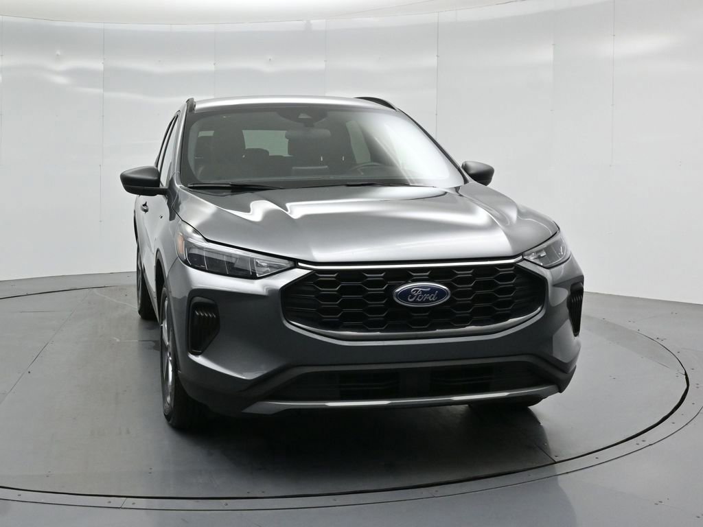 Certified 2025 Ford Escape ST-Line image 3