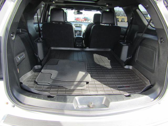 Certified 2018 Ford Explorer Limited w/ Equipment Group 301A image 12