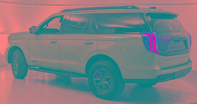 Certified 2025 Ford Expedition Tremor AWD/4WD image 4