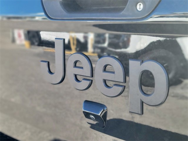 Used 2023 Jeep Gladiator Sport w/ Trailer Tow Package image 5