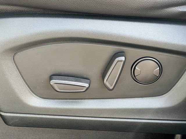 Certified 2020 Ford Explorer XLT w/ Equipment Group 202A image 18