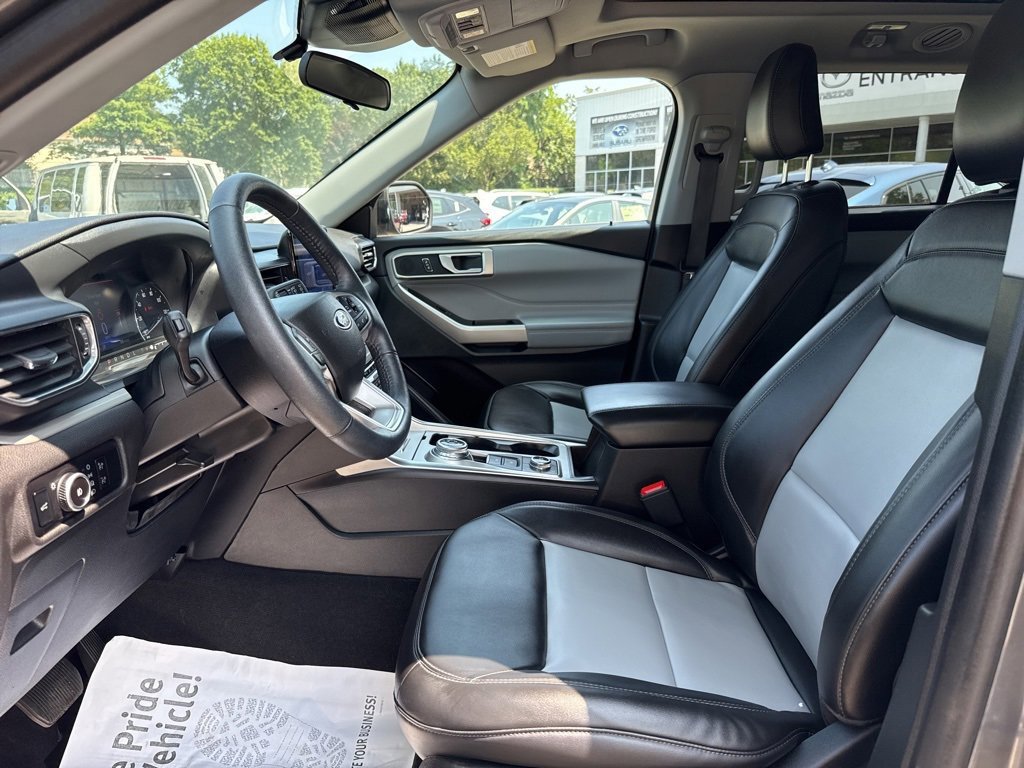 Certified 2023 Ford Explorer XLT w/ Equipment Group 202A image 22