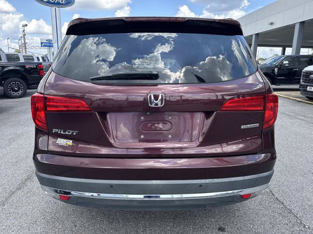 Used 2017 Honda Pilot Touring image 6