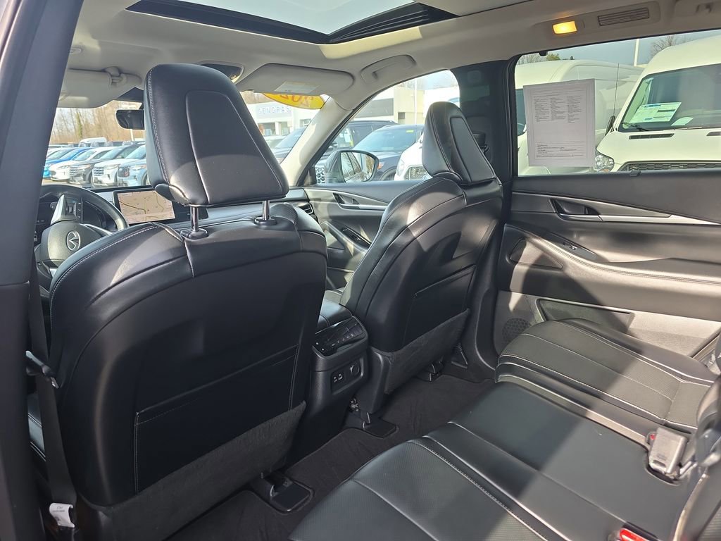 Used 2023 INFINITI QX60 Luxe w/ Cargo Package AWD/4WD image 26