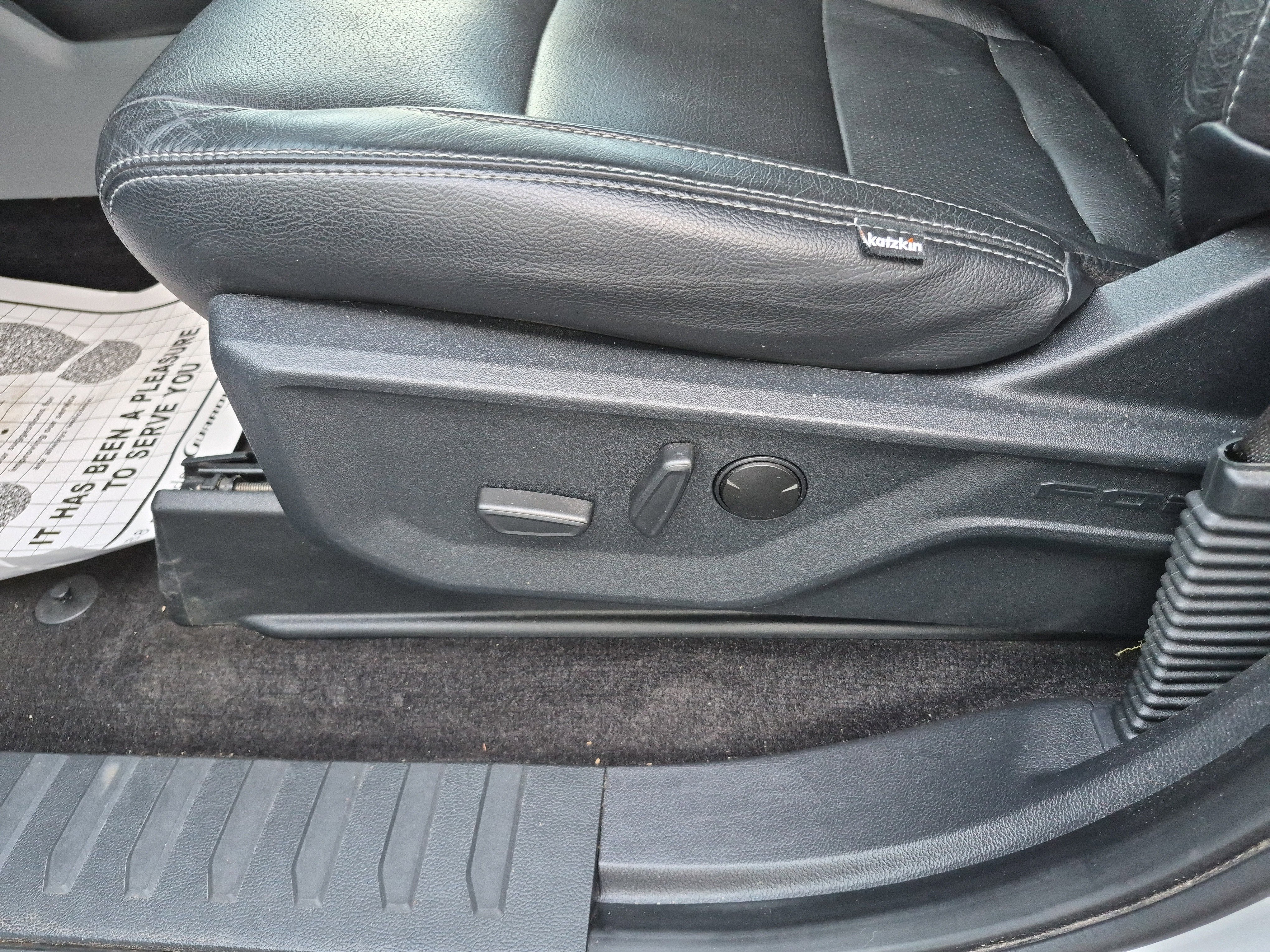 Certified 2022 Ford F150 XLT w/ Equipment Group 302A High image 17