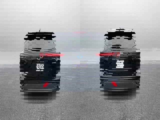 Used 2023 Toyota Highlander Bronze Edition image 9