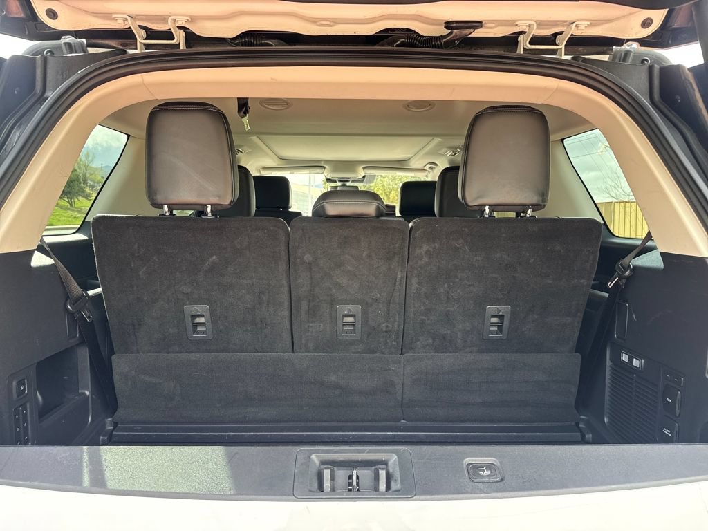 Certified 2025 Ford Expedition Platinum AWD/4WD image 6