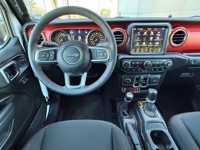 Used 2023 Jeep Gladiator Rubicon w/ LED Lighting Group AWD/4WD image 19