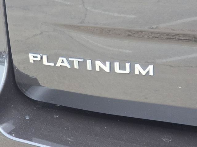 Certified 2025 Ford Expedition Platinum w/ Driver's Package AWD/4WD image 7