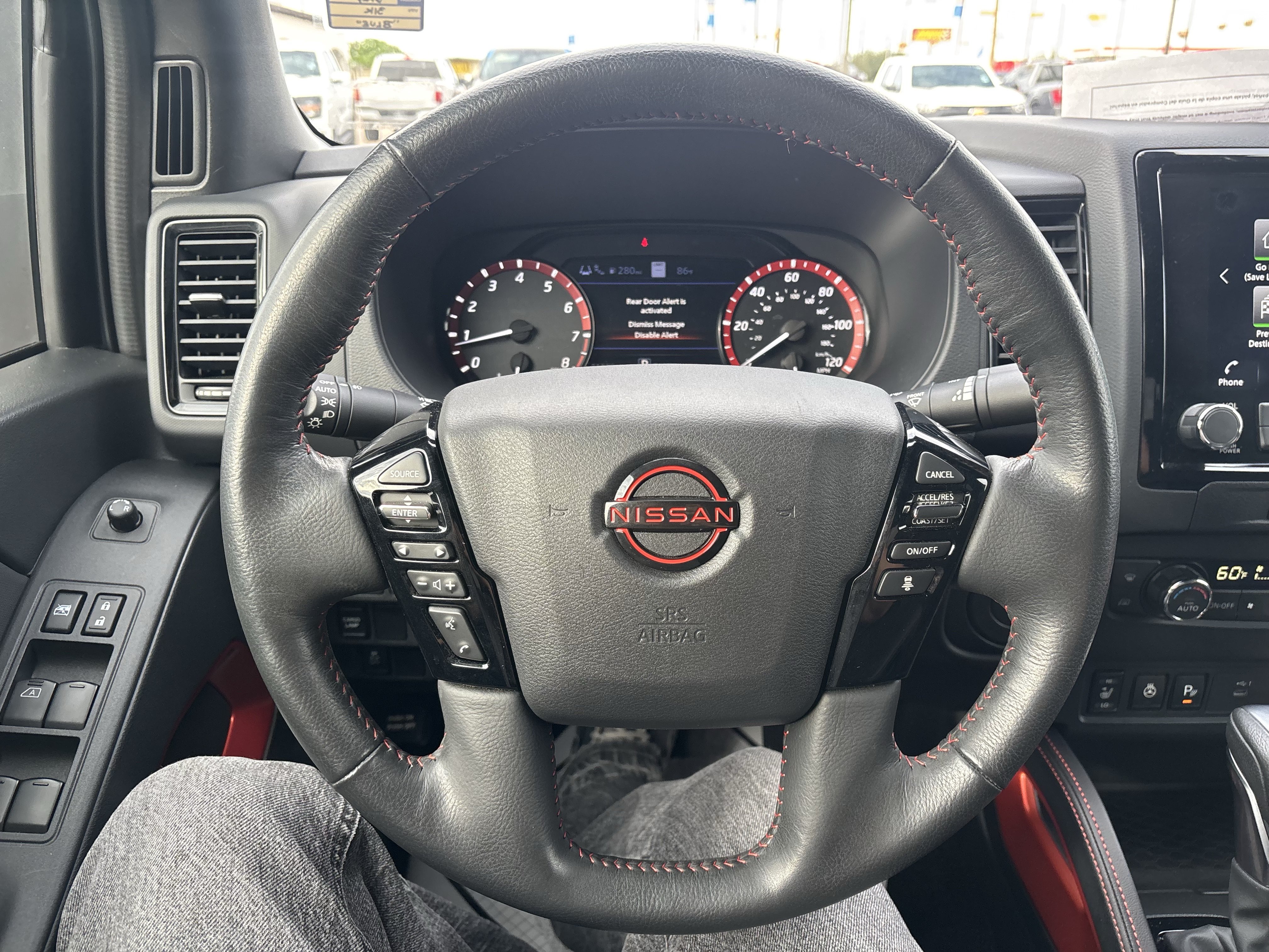 Used 2022 Nissan Frontier Pro-X RWD image 27