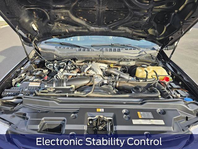 Certified 2021 Ford F350 Platinum w/ Tremor Off-Road Package AWD/4WD image 11