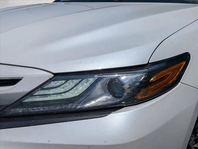 Used 2022 Toyota Camry XSE FWD image 2