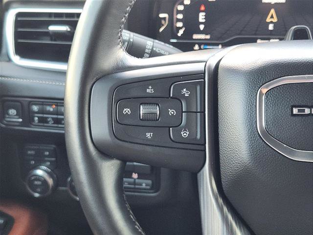 Used 2024 GMC Yukon XL Denali Ultimate AWD/4WD image 28