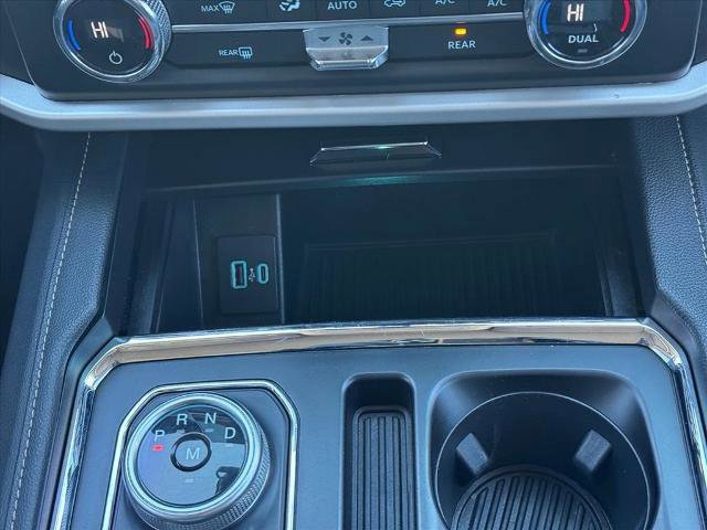 Certified 2022 Ford Expedition XLT image 16