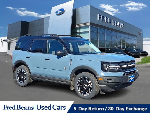 Certified 2022 Ford Bronco Sport Outer Banks w/ Tech Package image 1