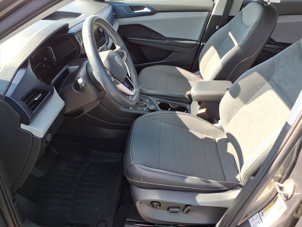 Used 2022 Volkswagen Taos SE AWD/4WD image 5