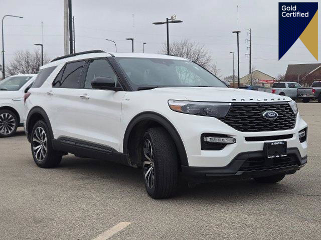 Certified 2023 Ford Explorer ST-Line w/ Class IV Trailer Tow Package