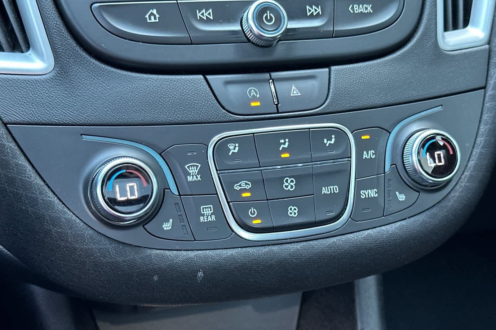 Used 2024 Chevrolet Malibu LT image 20