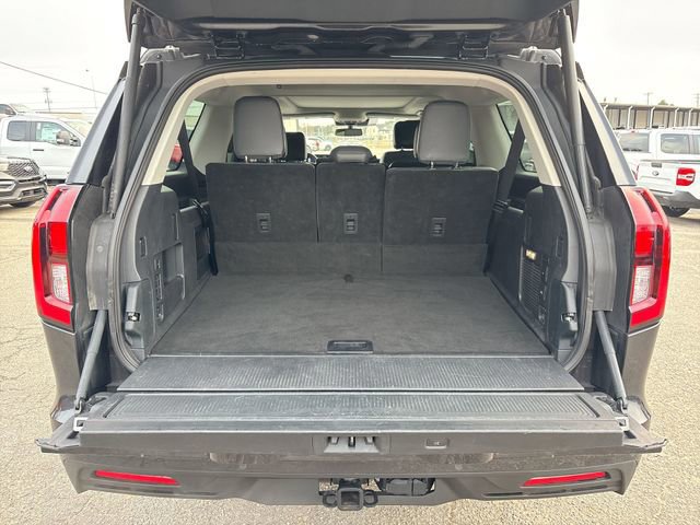 Certified 2025 Ford Expedition Max Active image 16