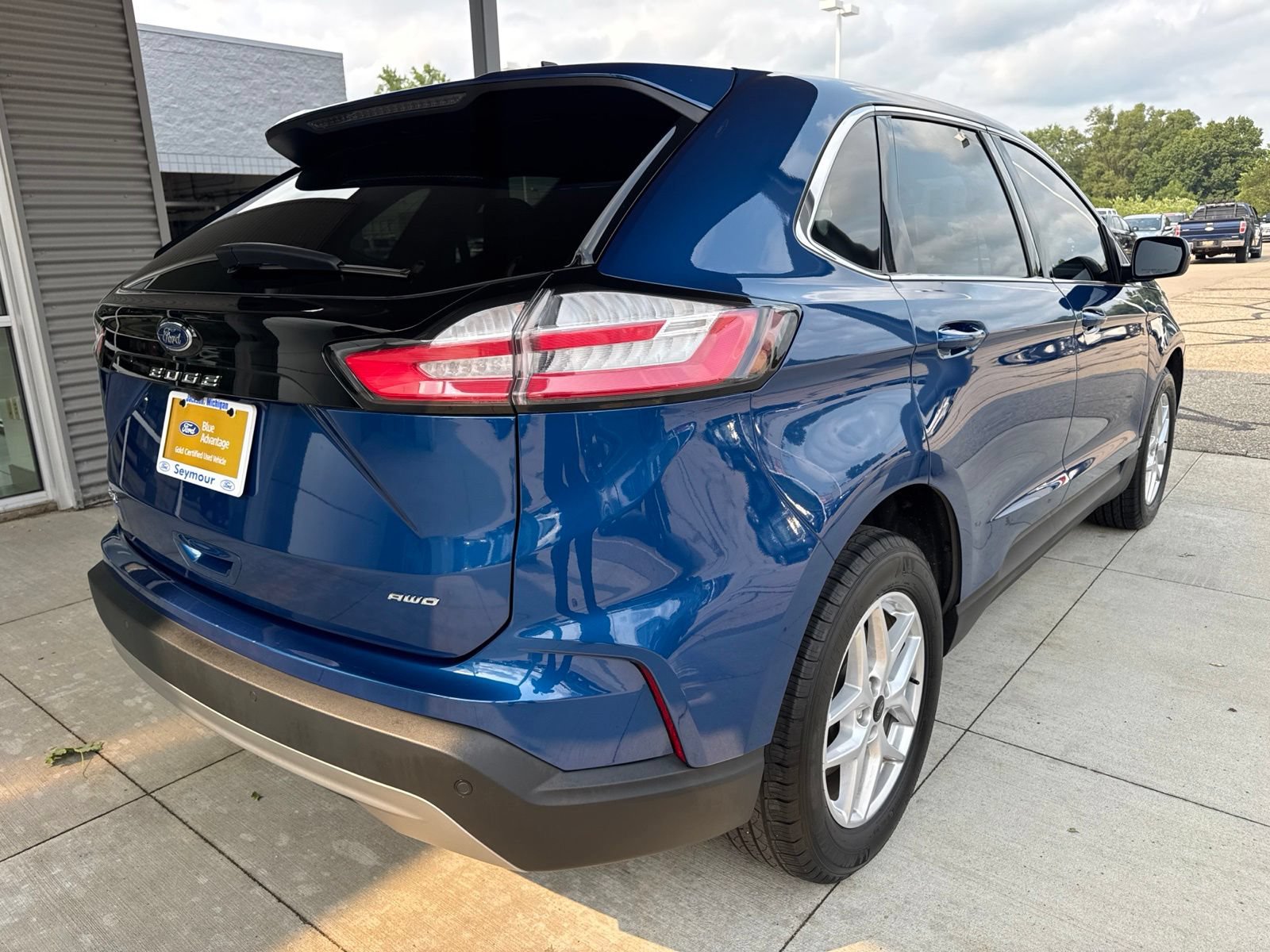 Certified 2024 Ford Edge SEL w/ Convenience Package AWD/4WD image 8